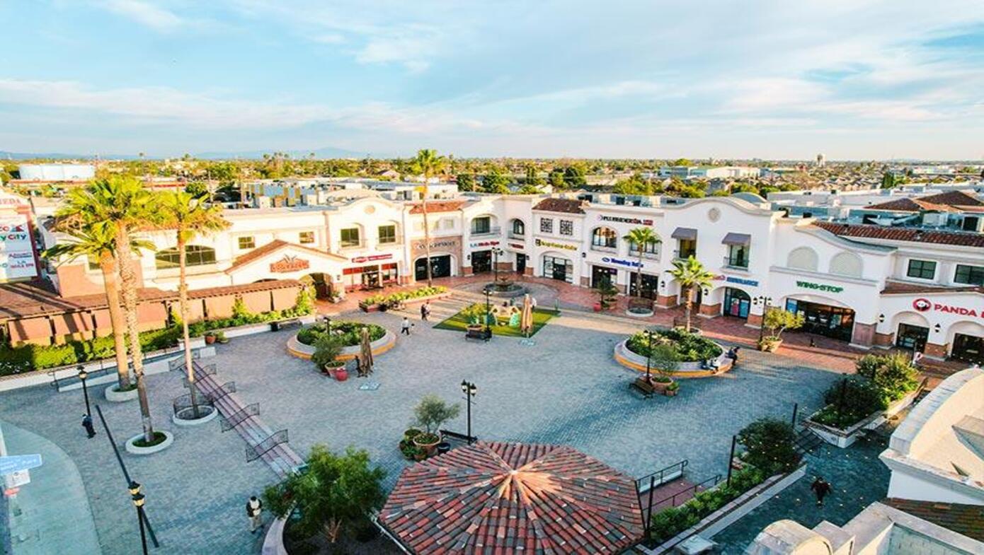 La Alameda, Walnut Park